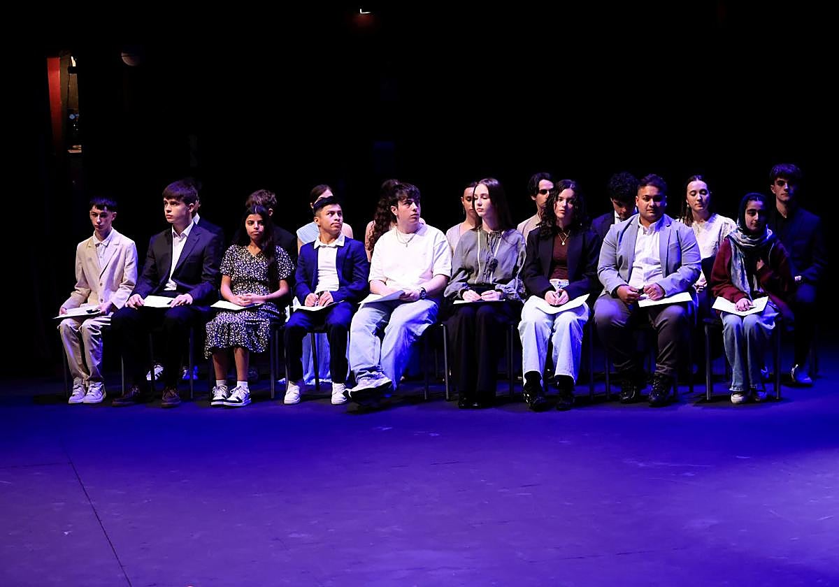 Asturias reconoce esfuerzo y excelencia de 61 alumnos de la región